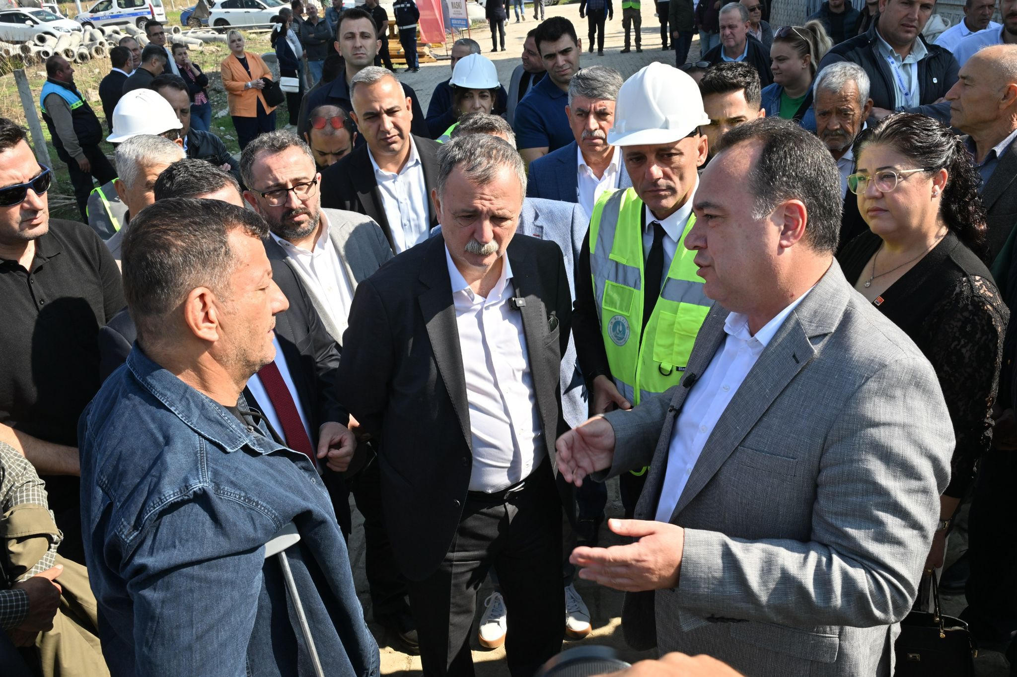 Muradiye küllerinden doğuyor: Altyapı projesine ilk kepçe vuruldu!