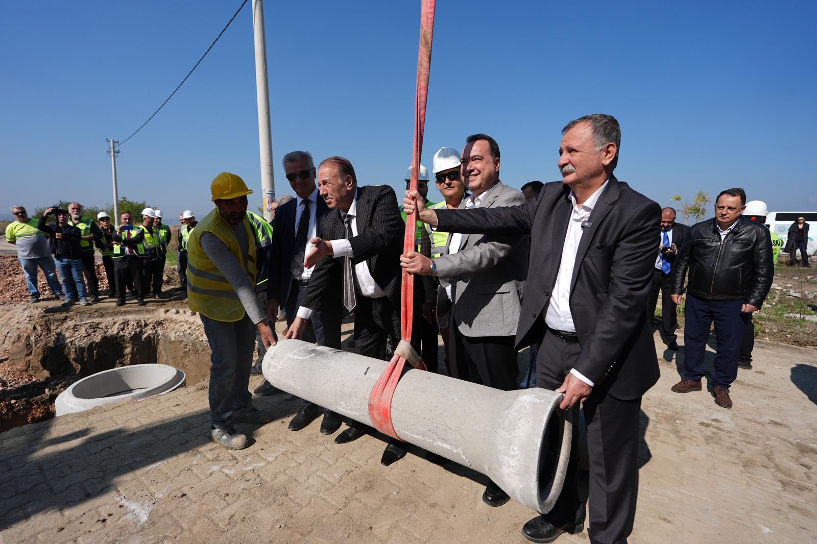 Muradiye küllerinden doğuyor: Altyapı projesine ilk kepçe vuruldu!