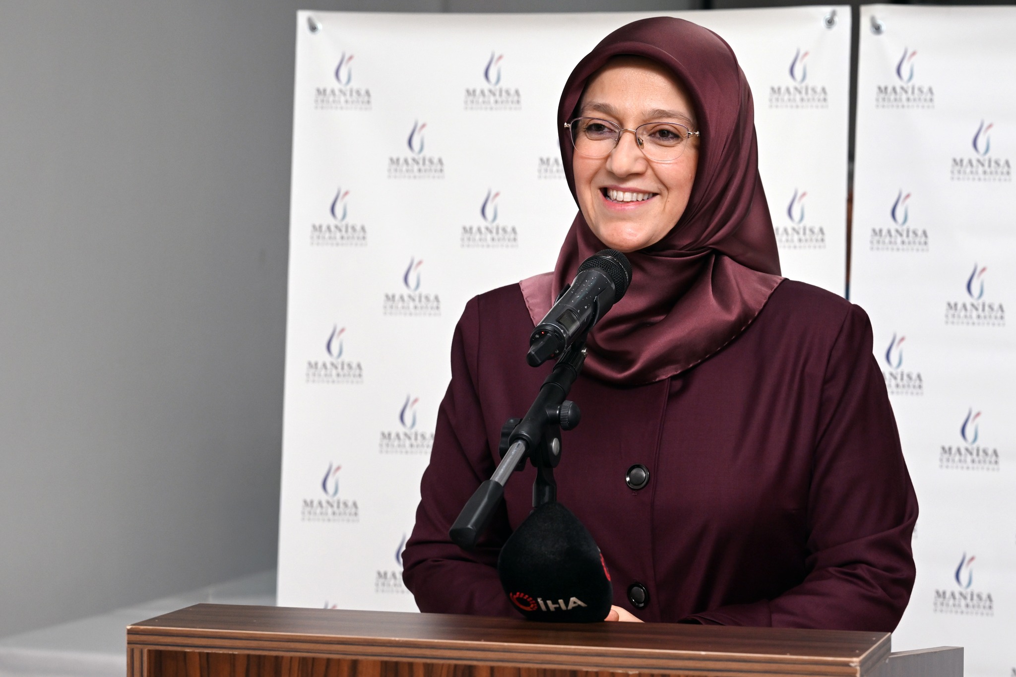 Manisa CBÜ İletişim Fakültesi’ne stüdyo ve MCBÜ Radyosu açıldı