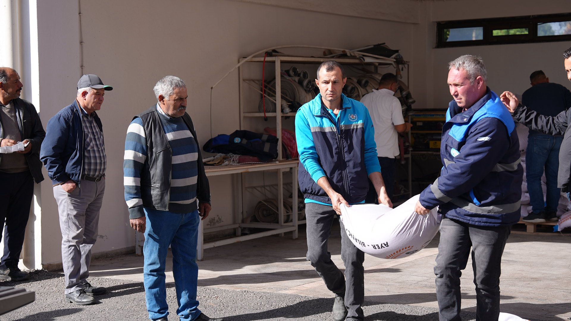 Manisa'da üreticilere bereket tohumları