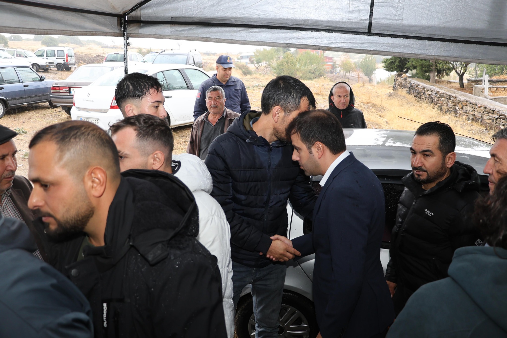 Manisa’da şehit babası son yolculuğuna uğurlandı