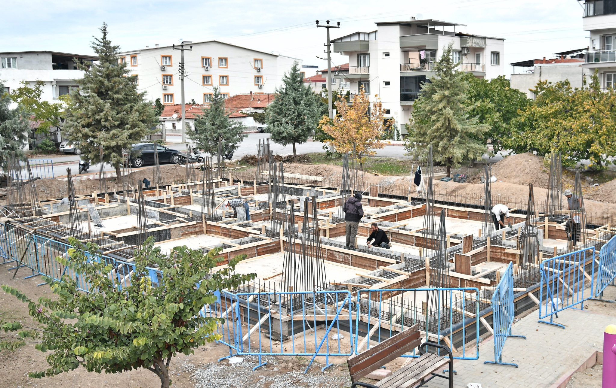 Manisa’da trafik güvenliği için yeni bir adım: Yeni denetleme binası yükselişte!