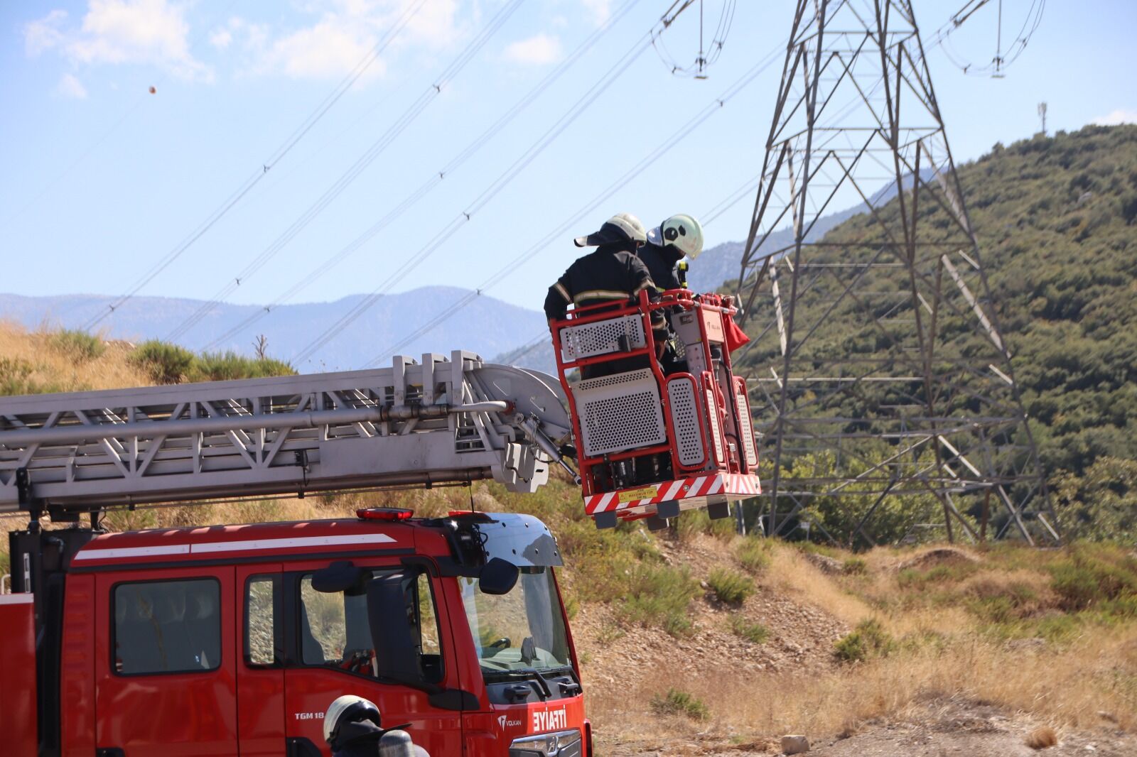 Manisa OSB’de Kıran Kırana Mücadele Yangın Tatbikatı Heyecan Yarattı