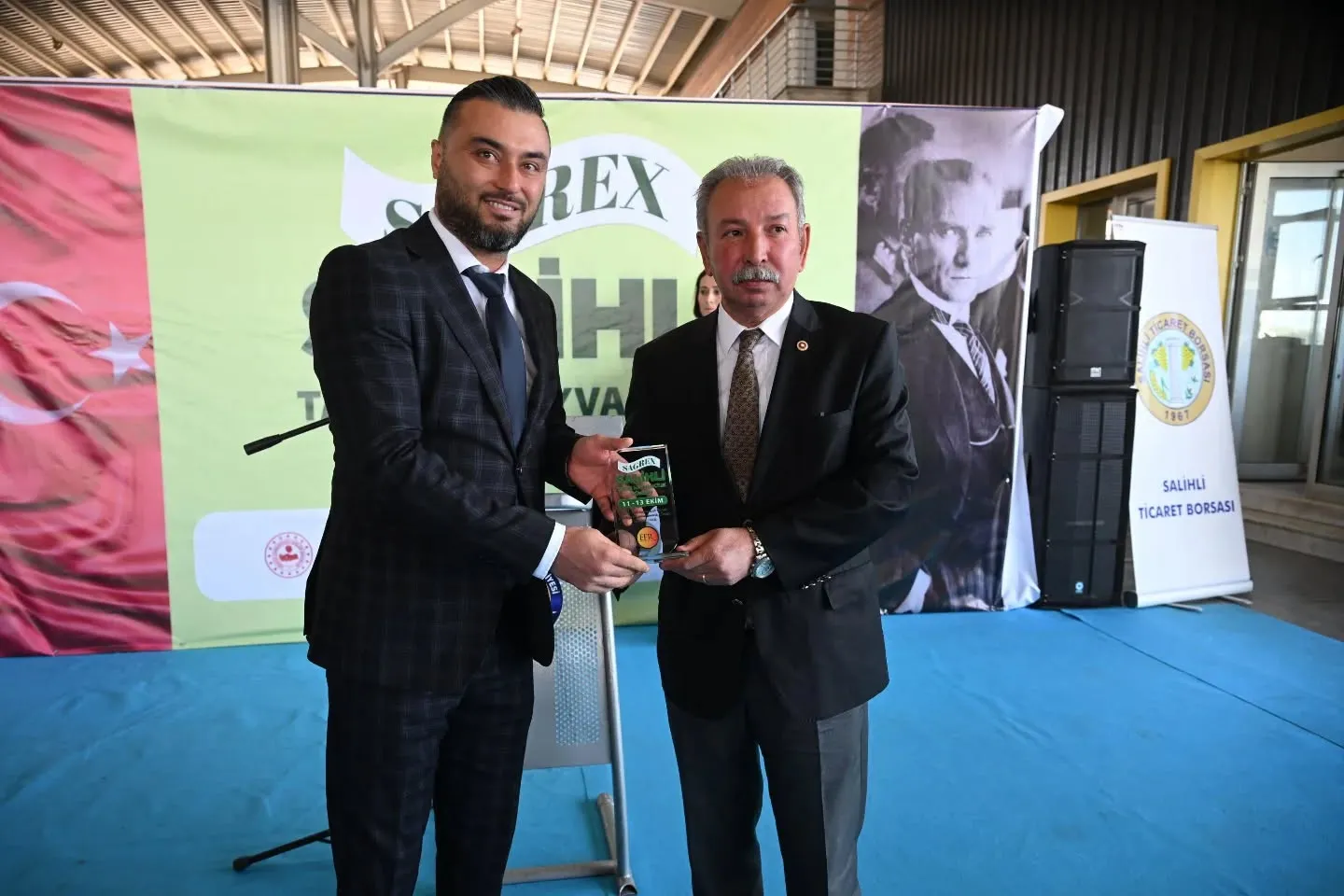 Manisa’da çiftçilerin buluşma noktası: Büyük fuara yoğun ilgi!