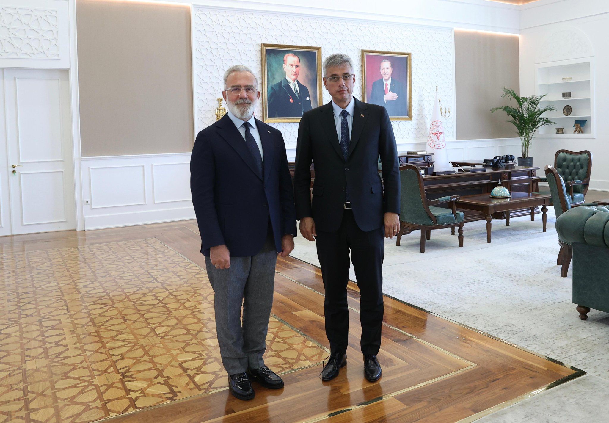 Bahadır Yenişehirlioğlu müjdeyi verdi: Manisa’nın sağlık ordusu güçleniyor