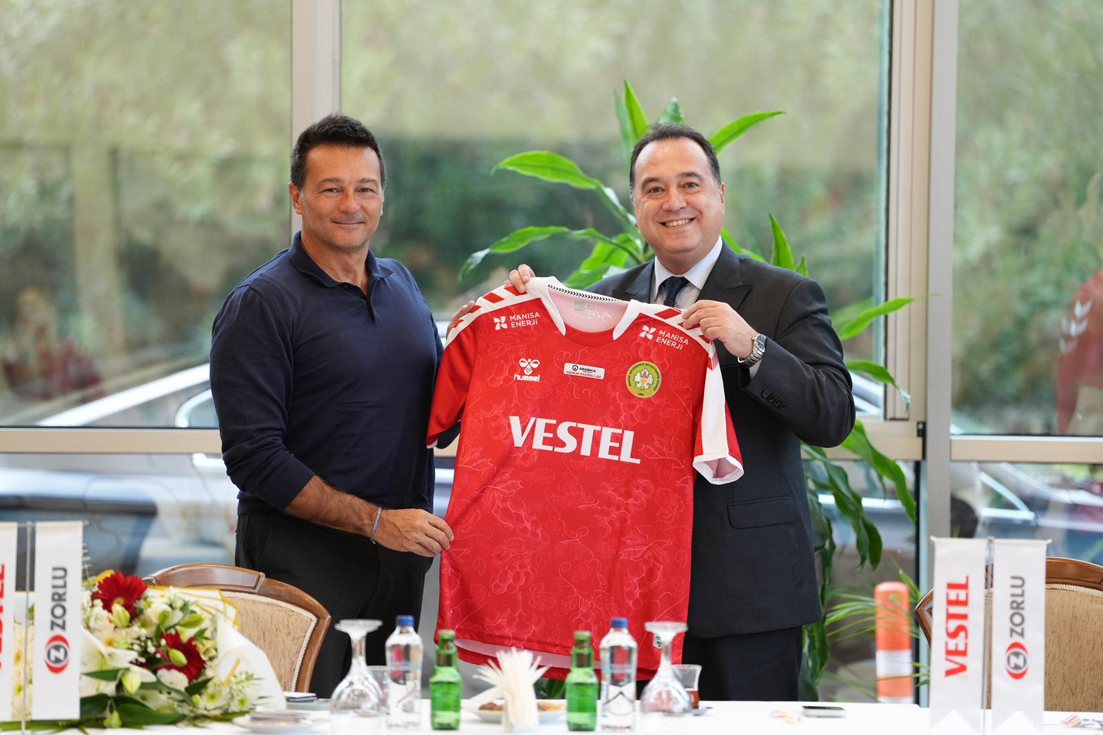 Manisa’nın gururlarından Vestel’e ziyaret: Başkan Dutlulu takıma destek verdi