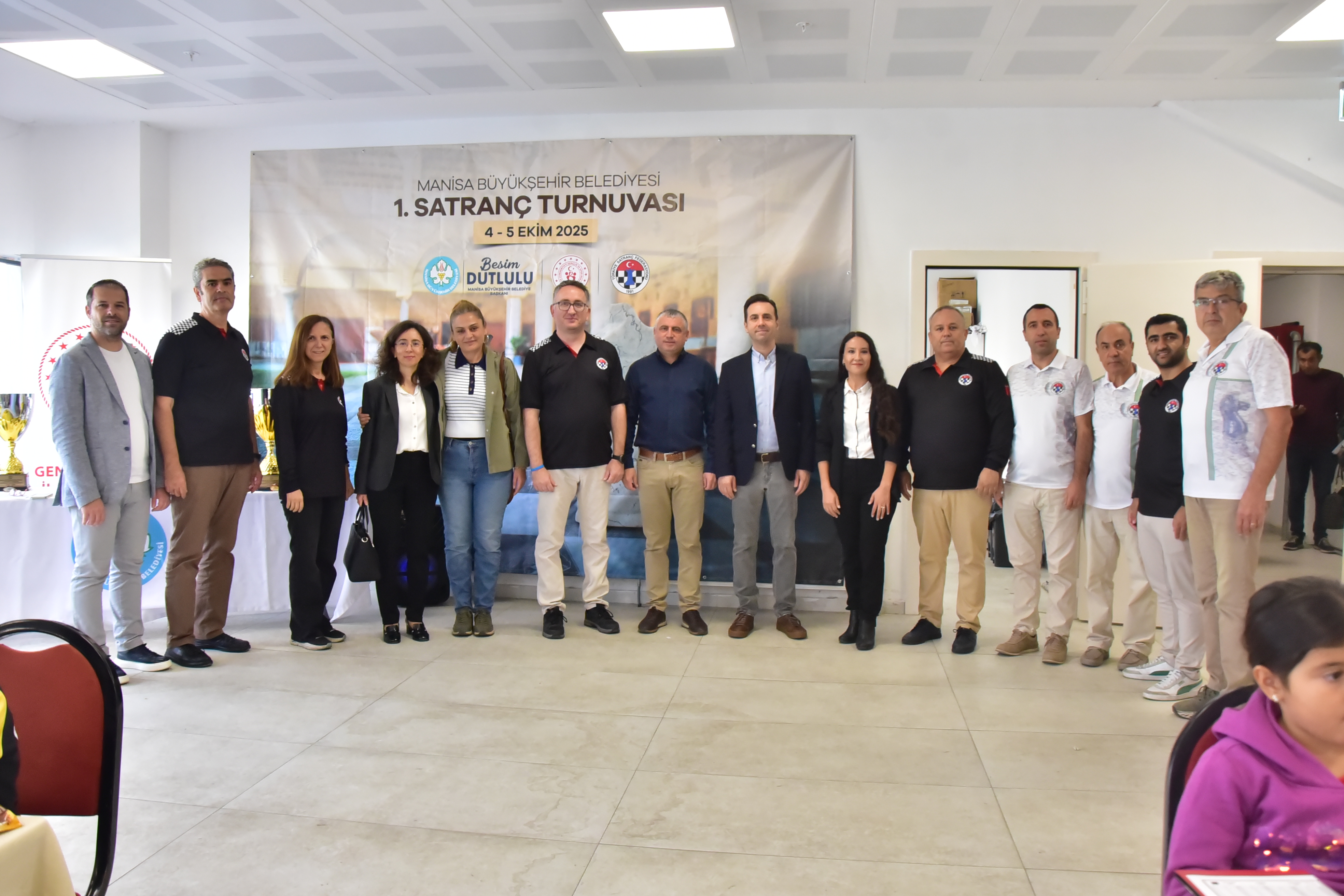 Manisa’da satranç şampiyonları ödüllendirildi