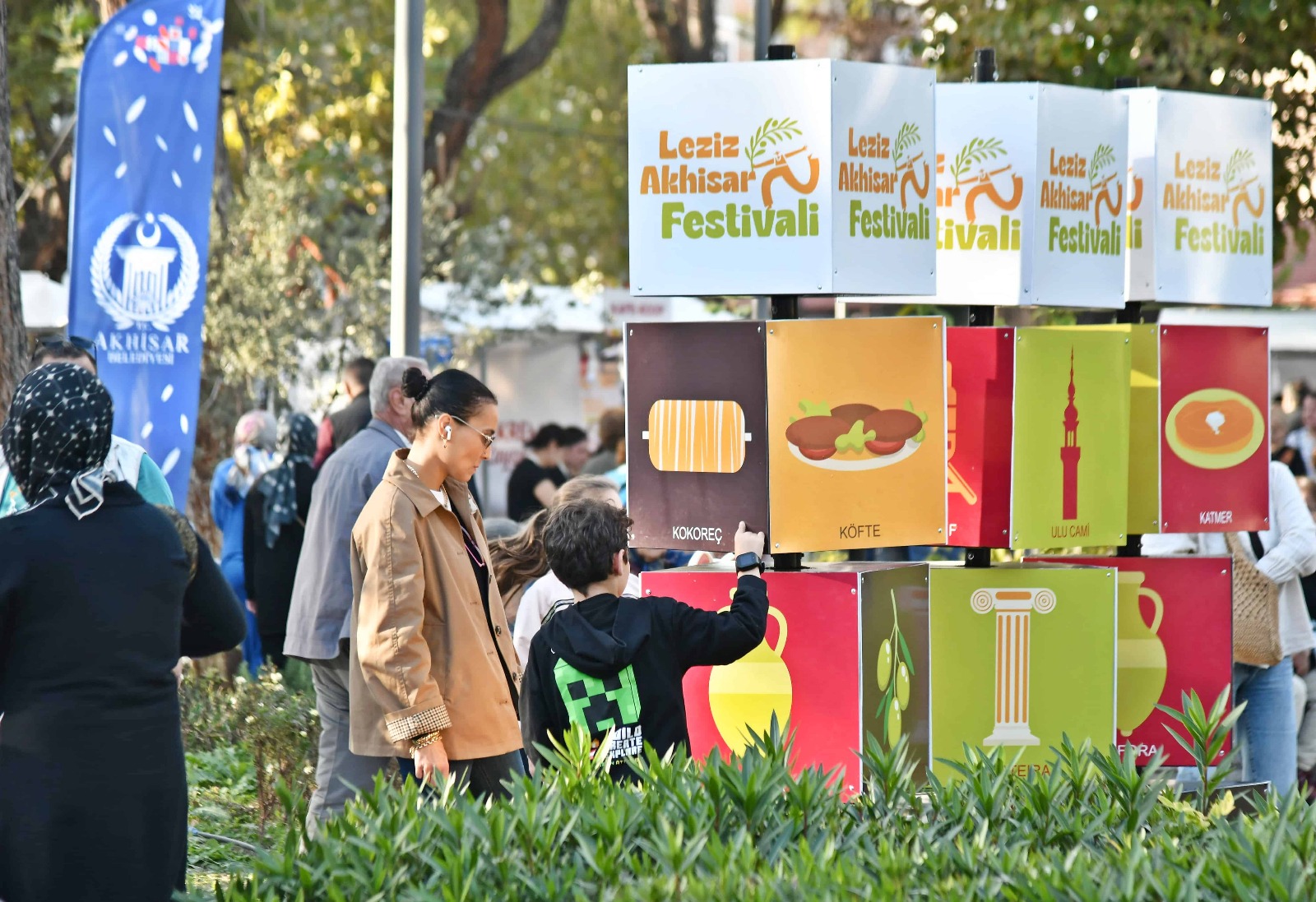 Akhisar'da lezzet rüzgarı esti