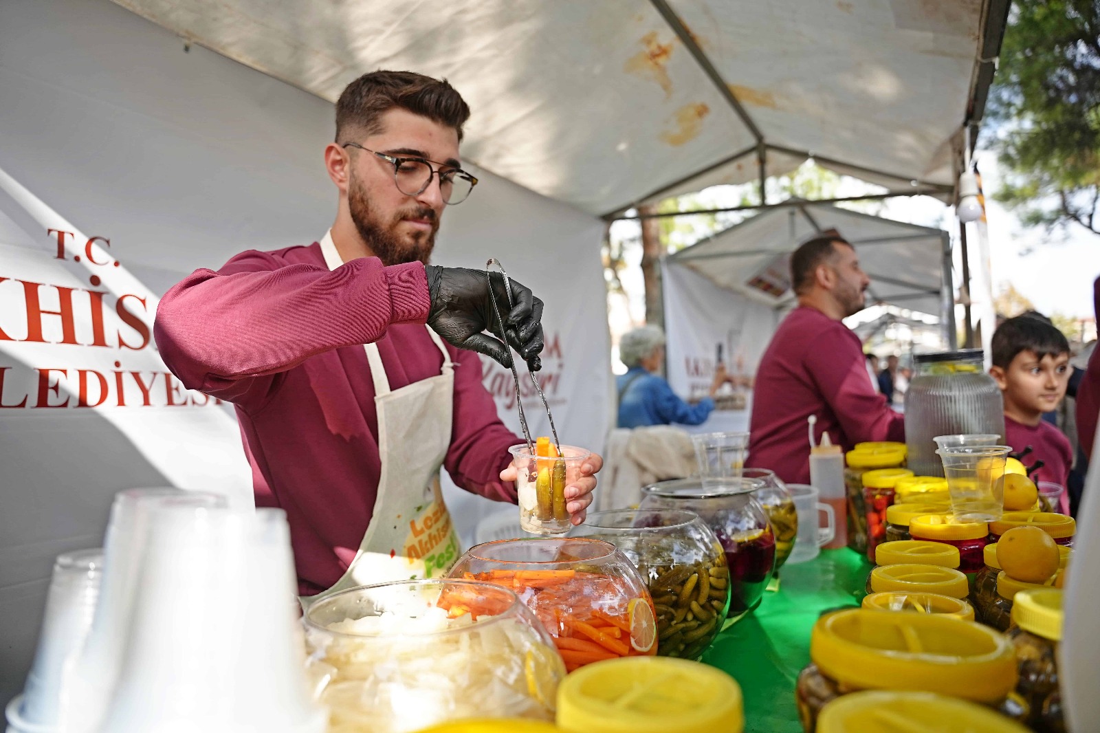Akhisar'da lezzet rüzgarı esti