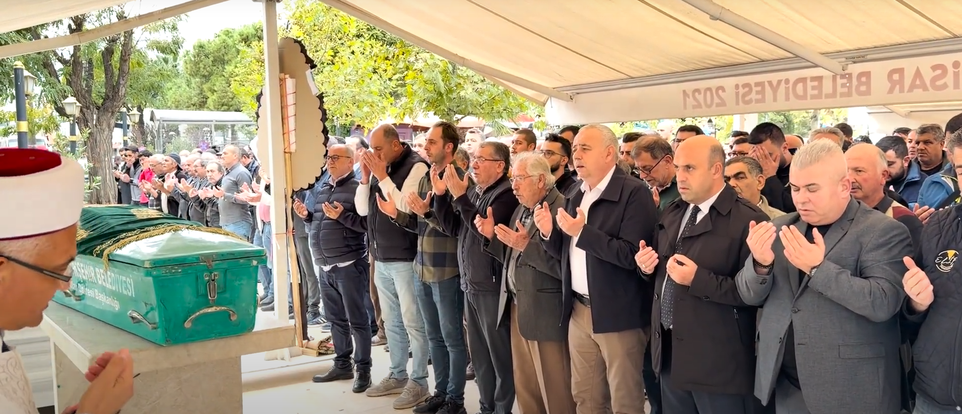 Manisa'da acı gün: İsmail Göksel ve Erol Şen toprağa verildi