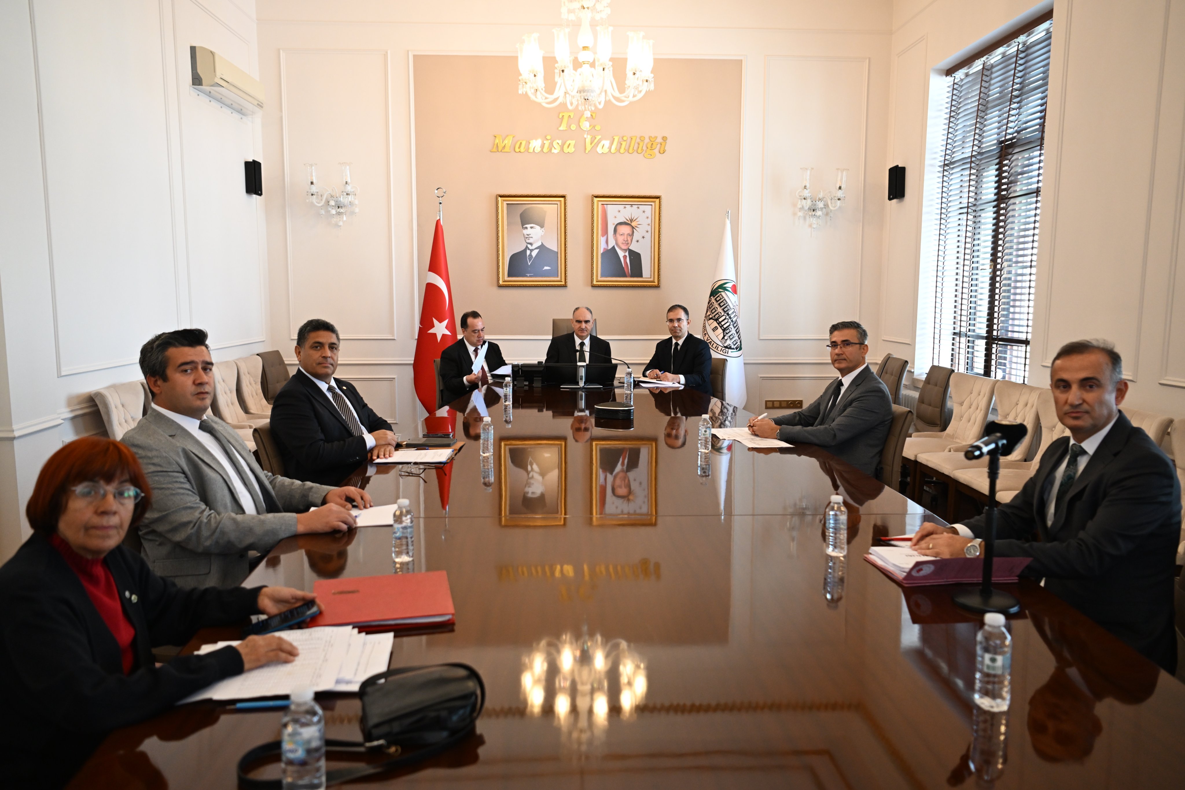 Manisa’da sahipsiz hayvanlar için yol haritası çizildi