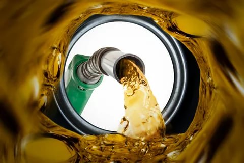 Araç sahiplerine müjde: Benzin fiyatlarında indirim!