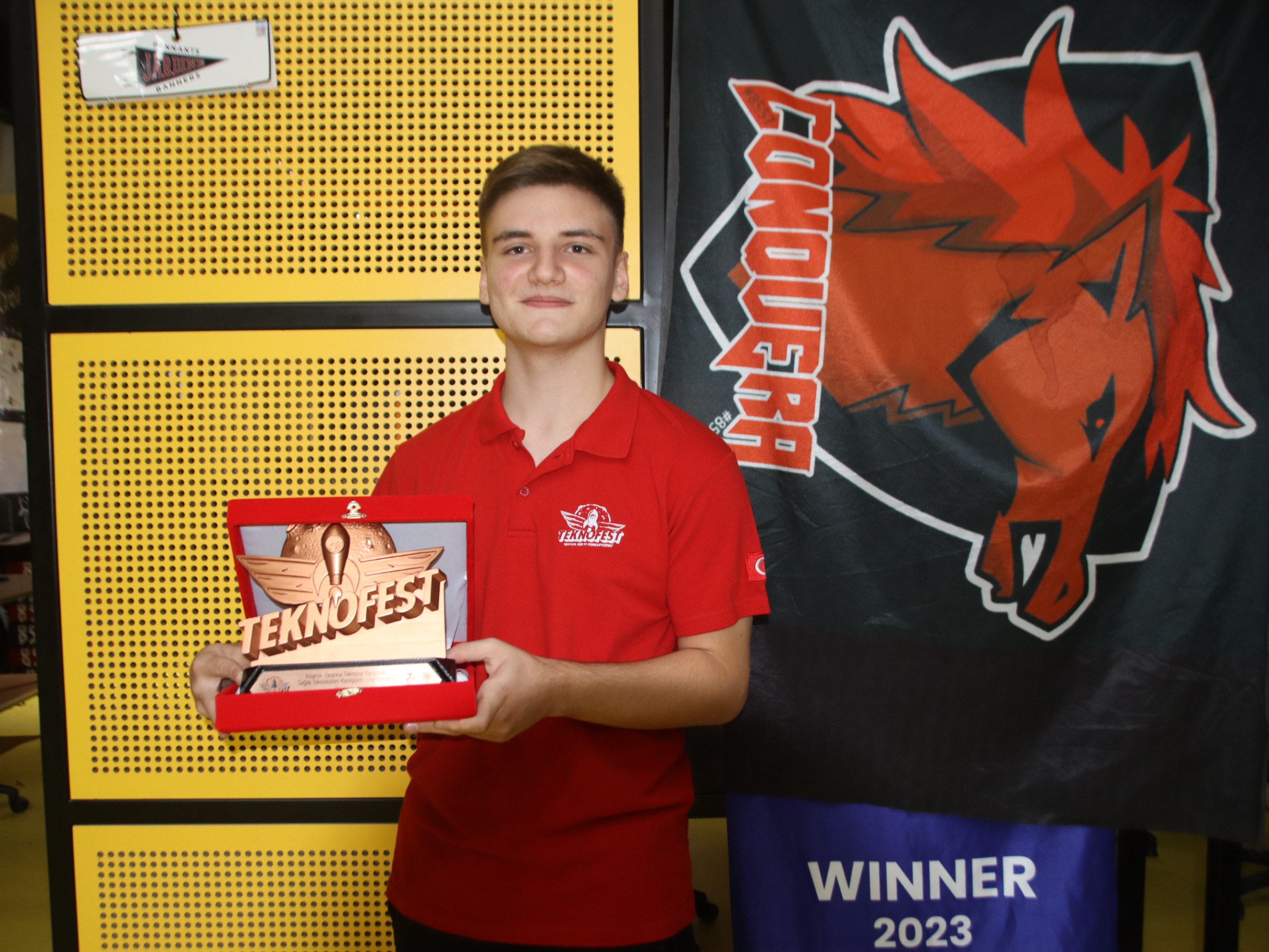 Manisalı gençler sağlık alanında tarih yazdı: Öyle bir proje yaptılar ki…