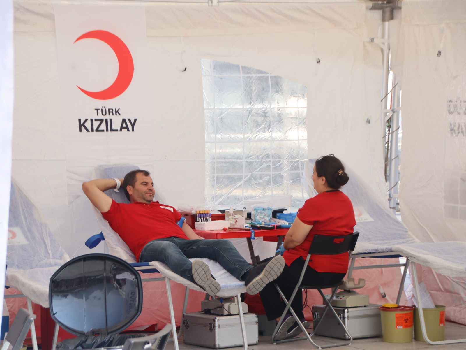 Manisa’da Kızılay’dan kan bağışı kampanyası: İlk 2 bin bağışçıya hediye verildi!