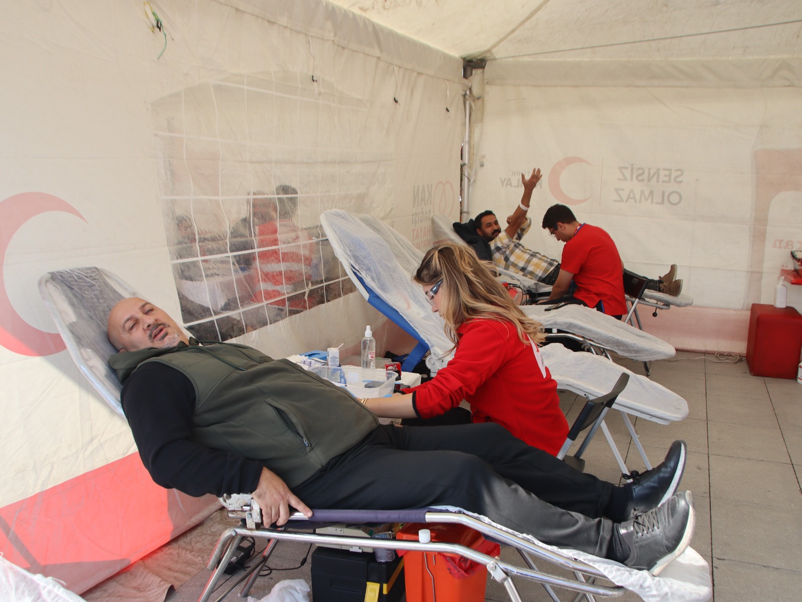 Manisa’da Kızılay’dan kan bağışı kampanyası: İlk 2 bin bağışçıya hediye verildi!