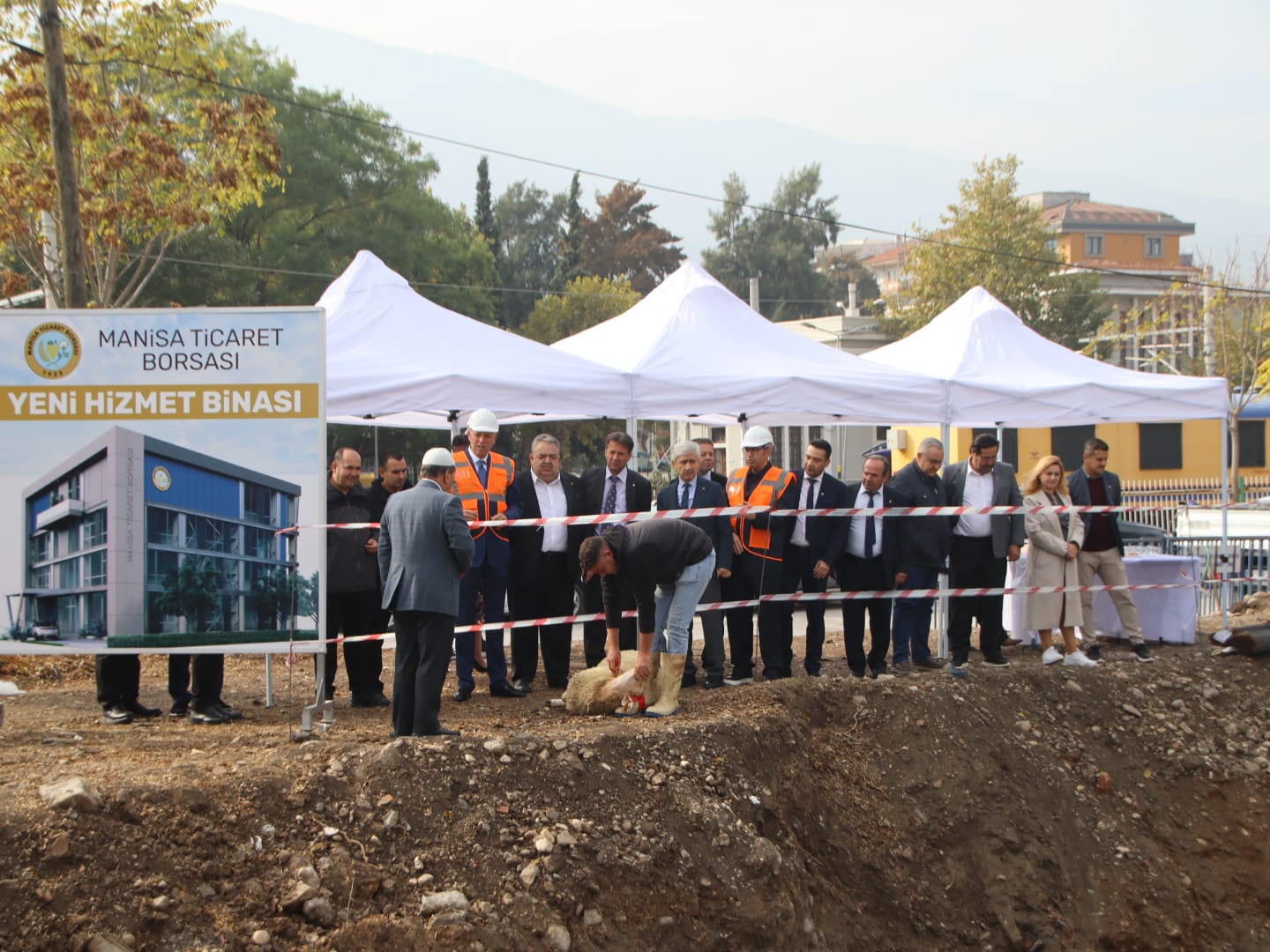 Manisa Ticaret Borsası’nda 100. yıl: Yeni Hizmet Binasının temeli atıldı