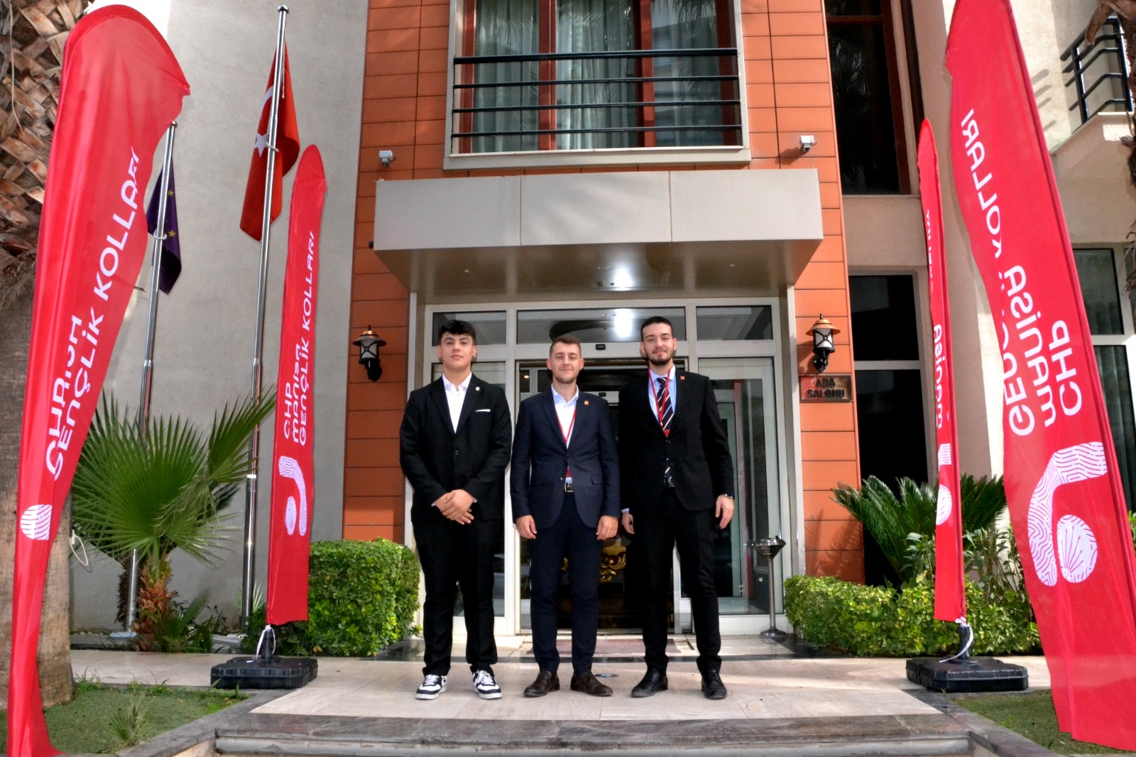 CHP Manisa'da gençler siyasetin rotasını belirliyor