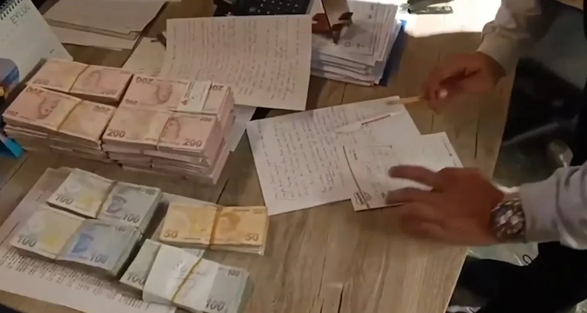 Manisa Dahil 37 Ilde Siber Suçlara Karşı Operasyon! 2