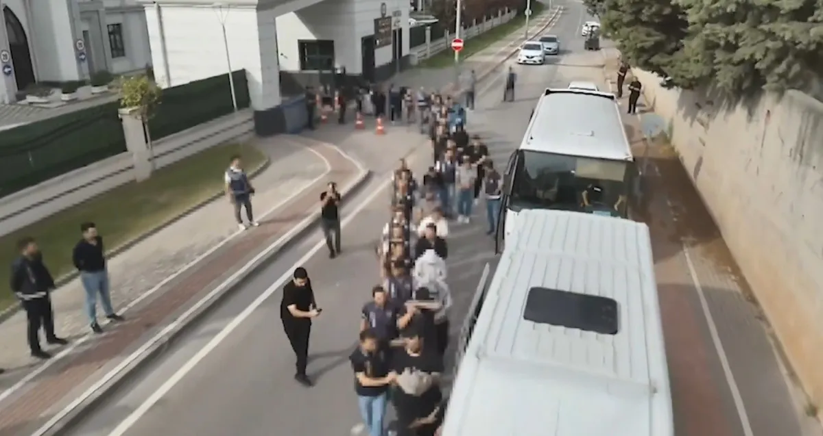 Manisa Dahil 37 Ilde Siber Suçlara Karşı Operasyon! 4