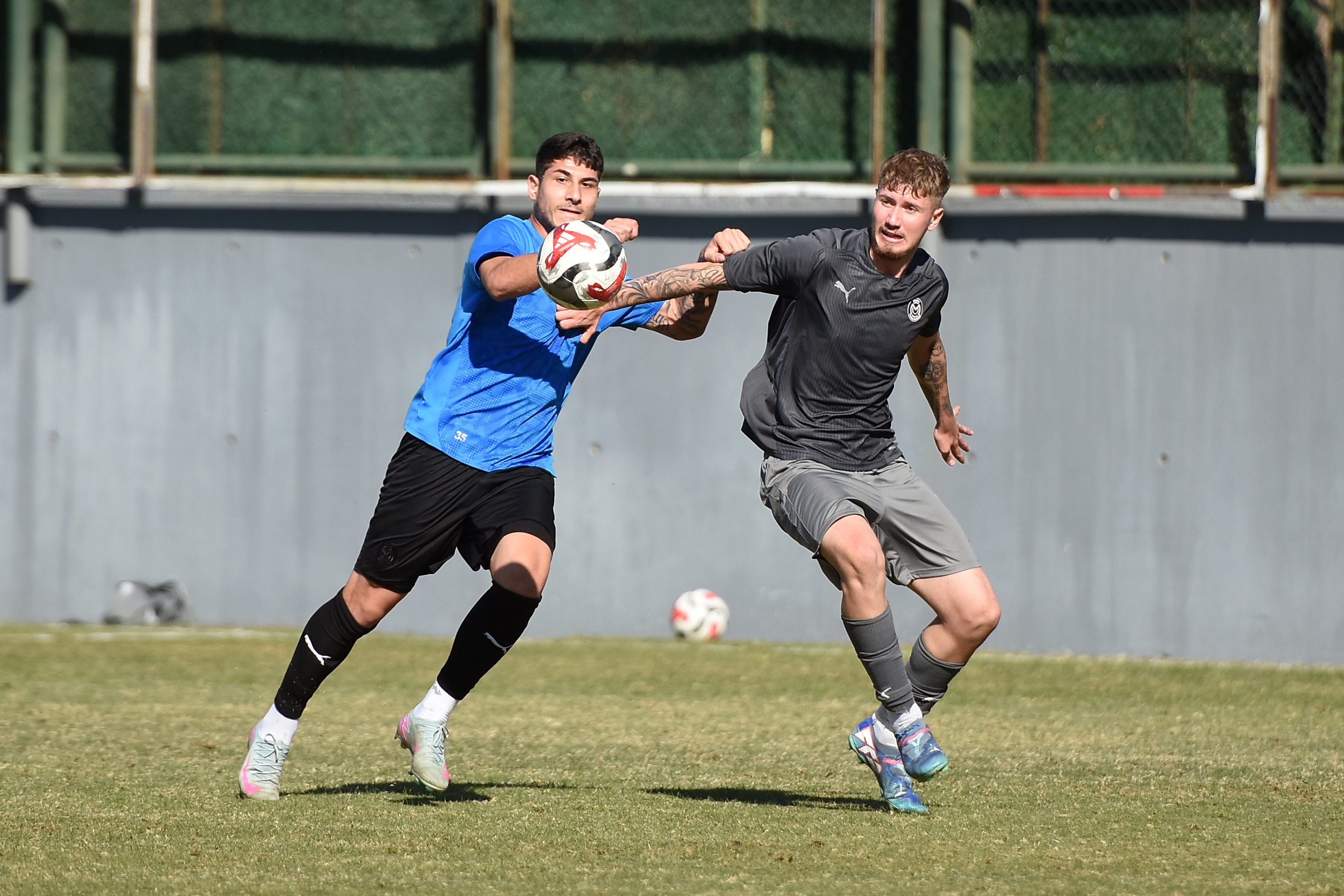 Manisa FK sıradaki mücadele için ter döküyor