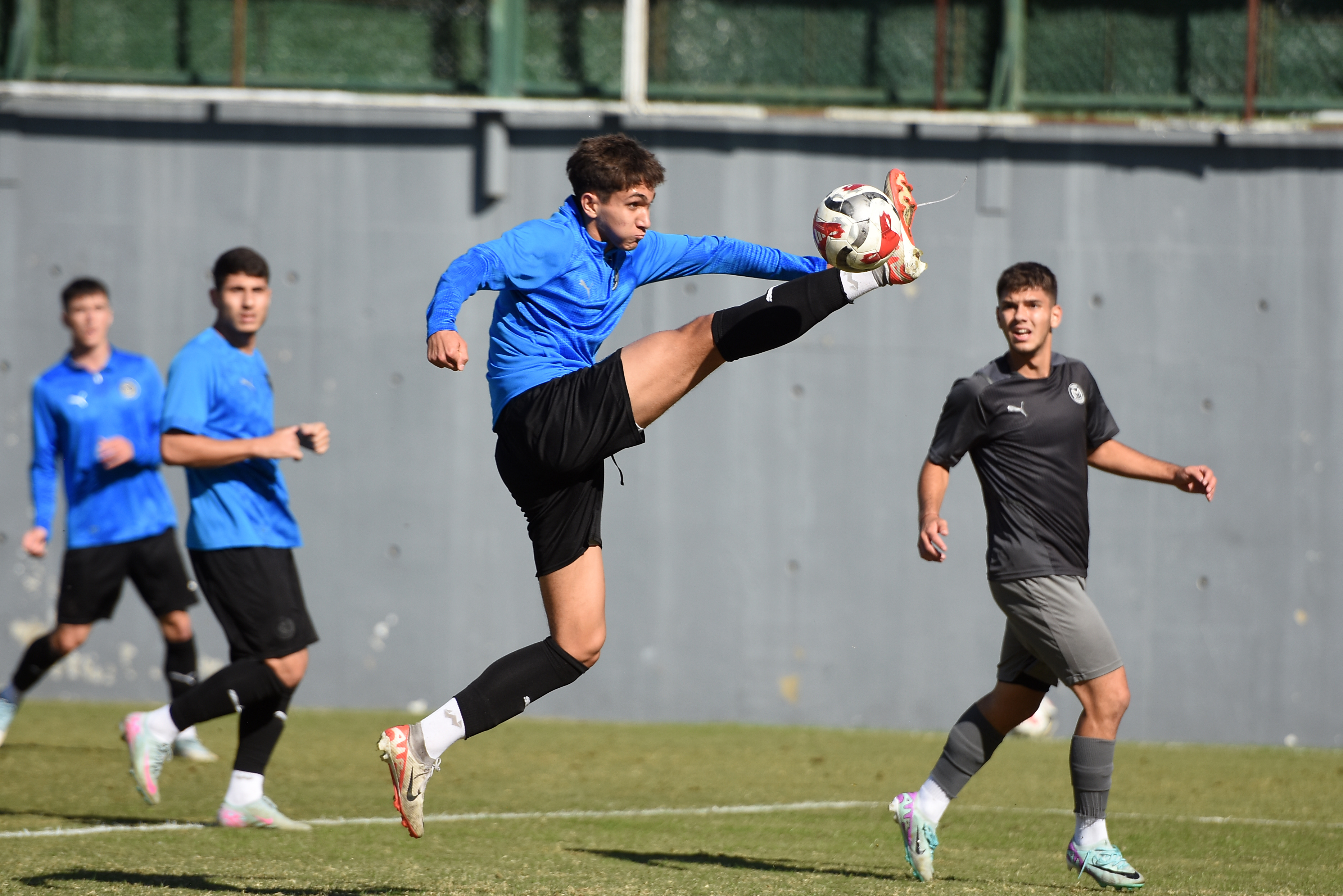 Manisa FK sıradaki mücadele için ter döküyor