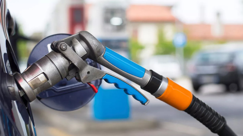 Manisa'da Araç Sahiplerinin Keyfi Kaçacak Akaryakıt Tabelaları Güncellendi-1