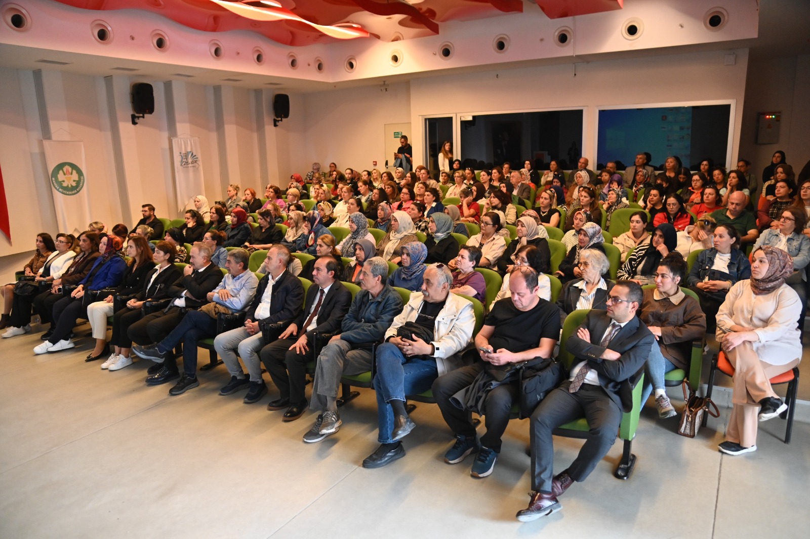 Manisa'da yerel kalkınma kadın eliyle güçleniyor