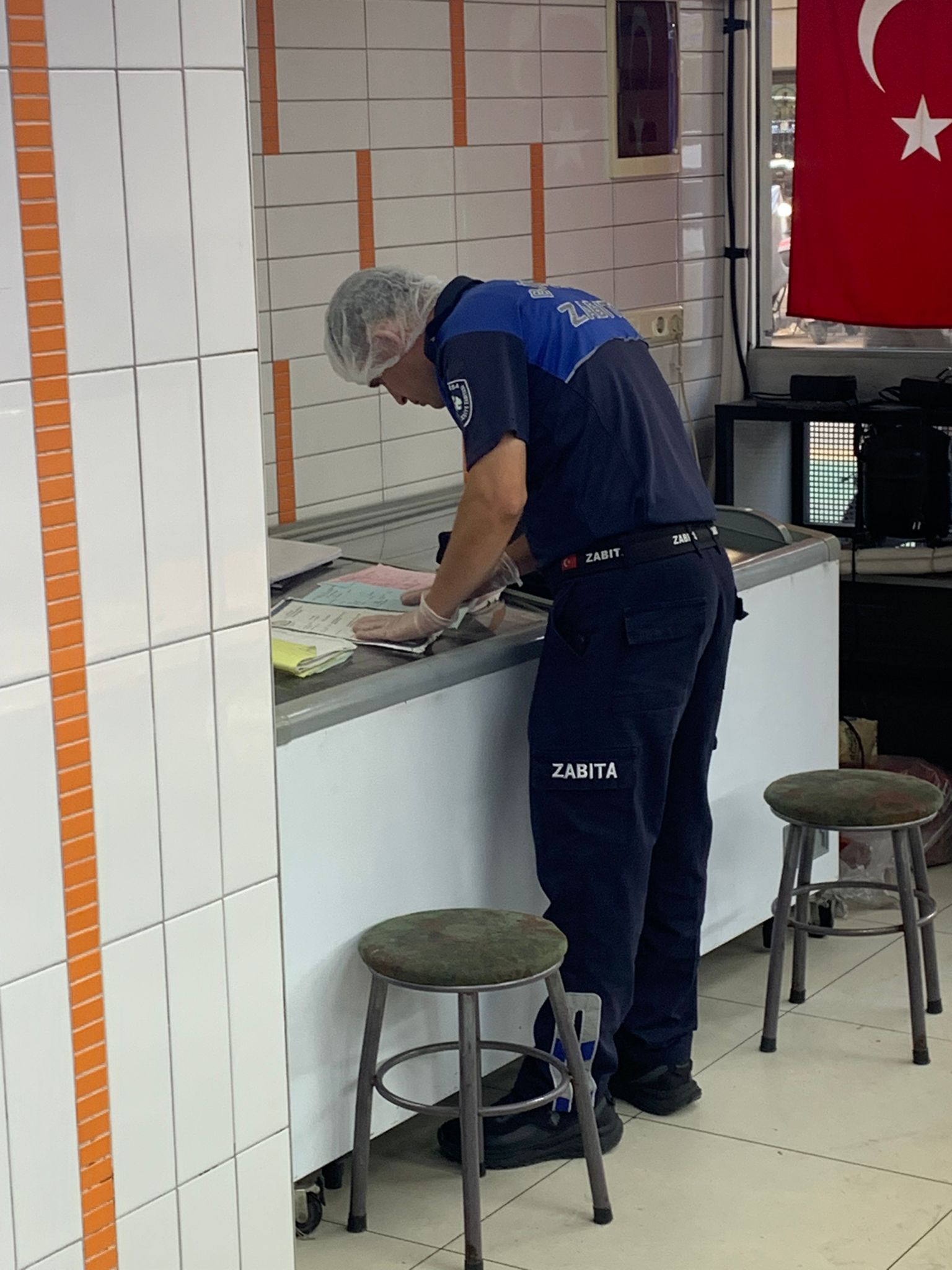 Manisa’da Sağlık Için Büyük Adım 49 Kilo Peynir Imha Edildi! (3)