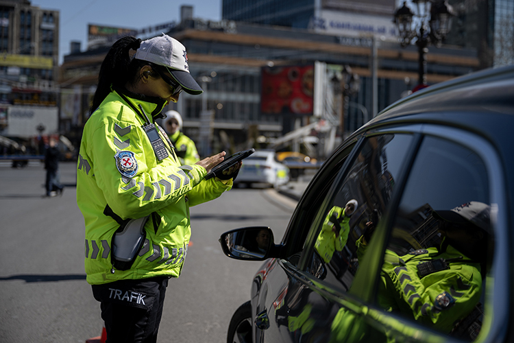 Sürücüler dikkat: Hız cezalarında yüzde 10’luk tolerans kaldırılıyor!