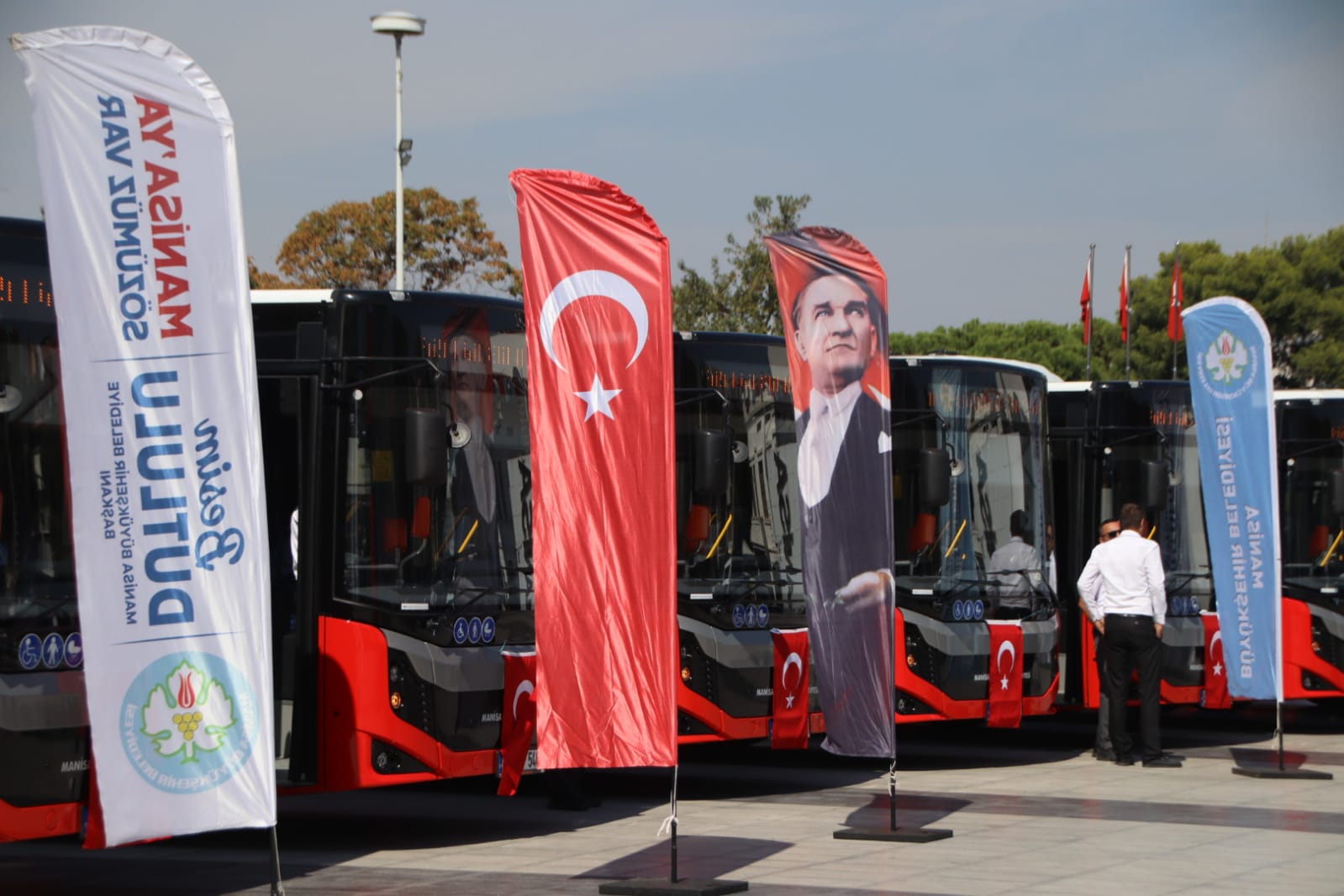 Manisa’da Ulaşım Modernleşiyor: Yeni Otobüs Hizmeti Devrede