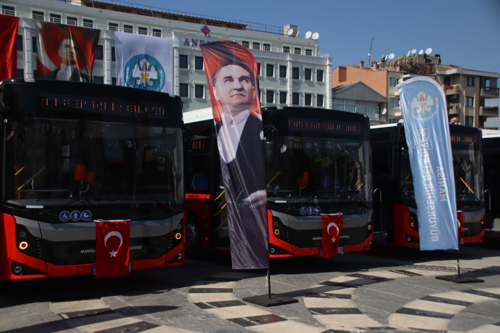 Manisa’da Ulaşım Modernleşiyor: Yeni Otobüs Hizmeti Devrede