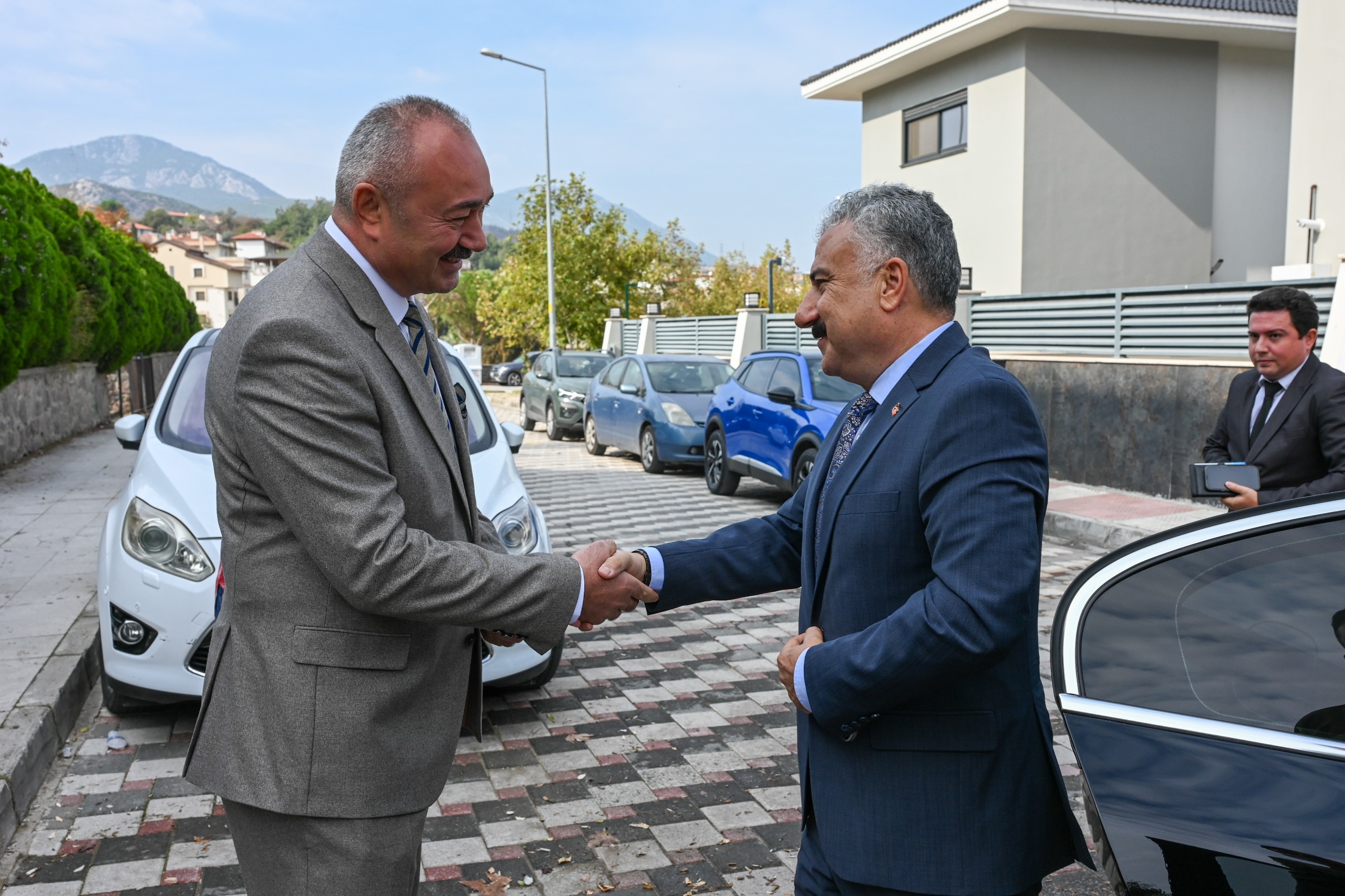 Fahri Aktaş Okul Ziyaretlerine Devam Ediyor