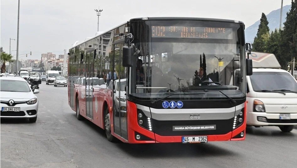 Manisa'da öğrencilerin ulaşım sorununa neşter
