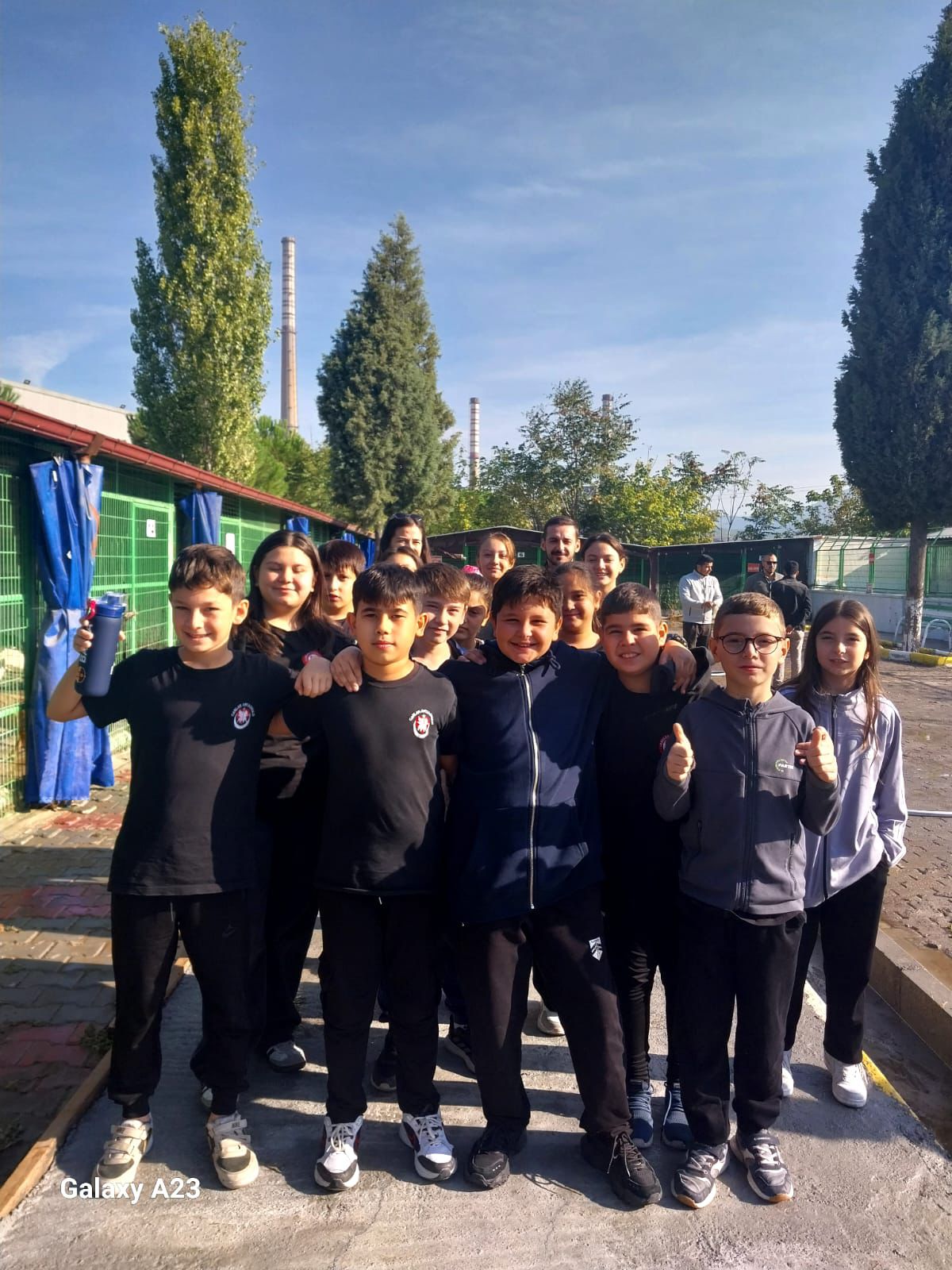 Manisa’da minik öğrenciler can dostlarıyla buluştu