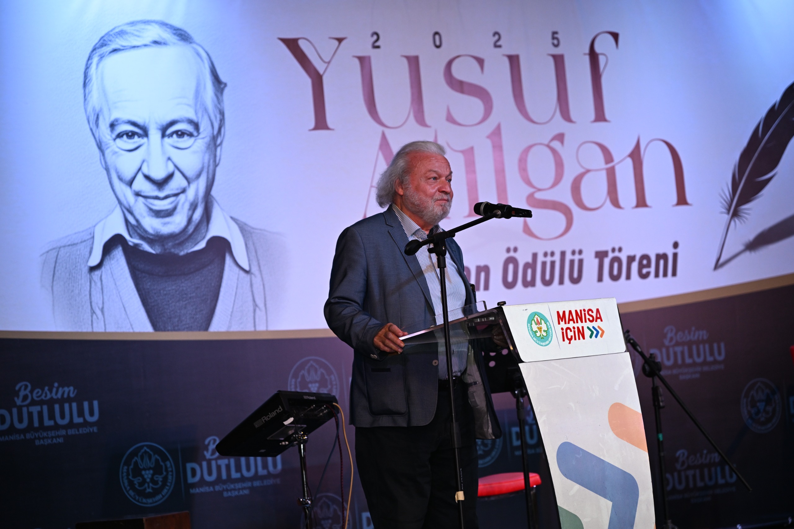 Manisa’da edebiyat coşkusu: Yusuf Atılgan Roman Ödülleri töreni gerçekleşti