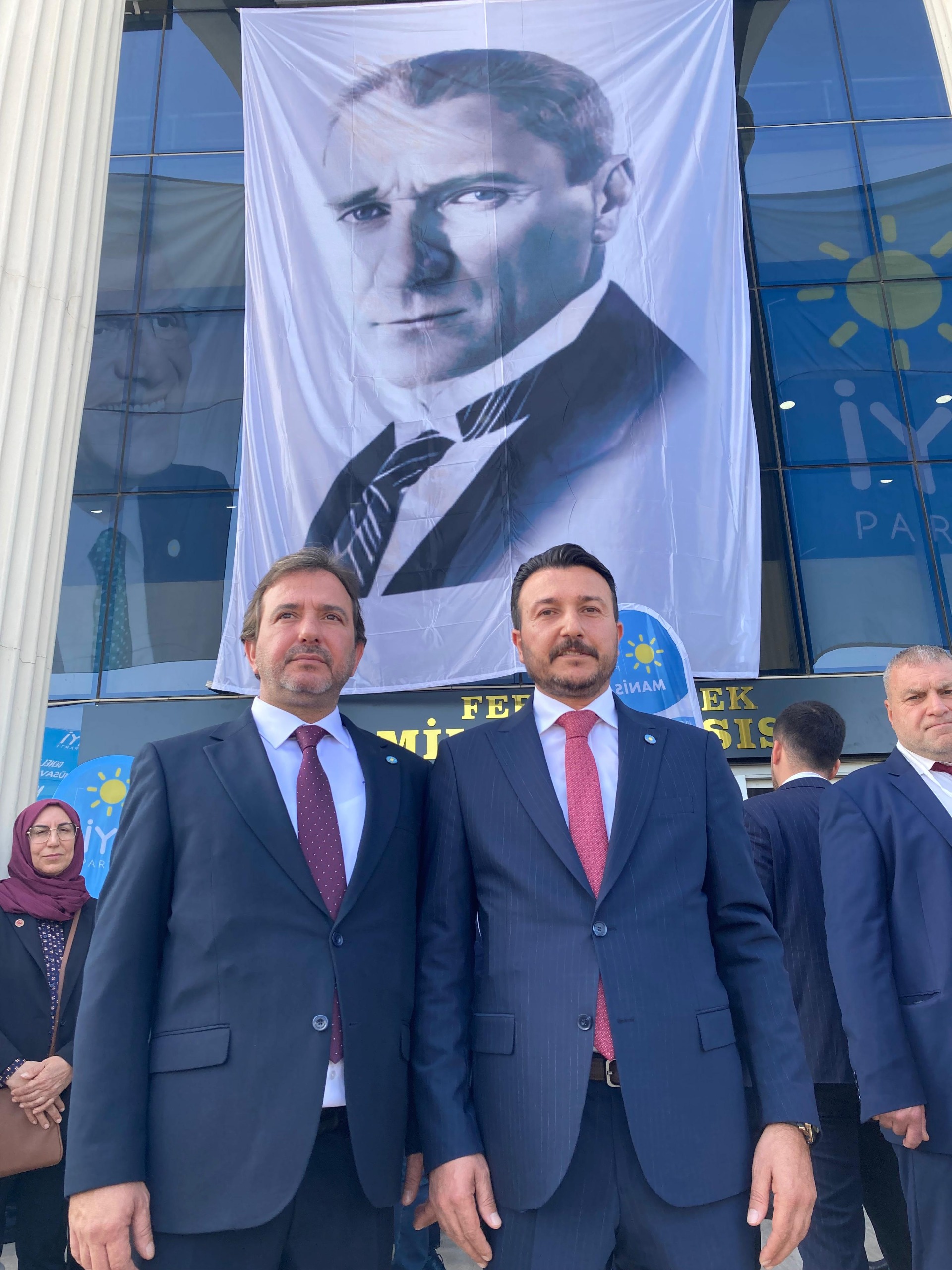 Yunus Koca İYİ Parti Manisa İl Başkanı Seçildi