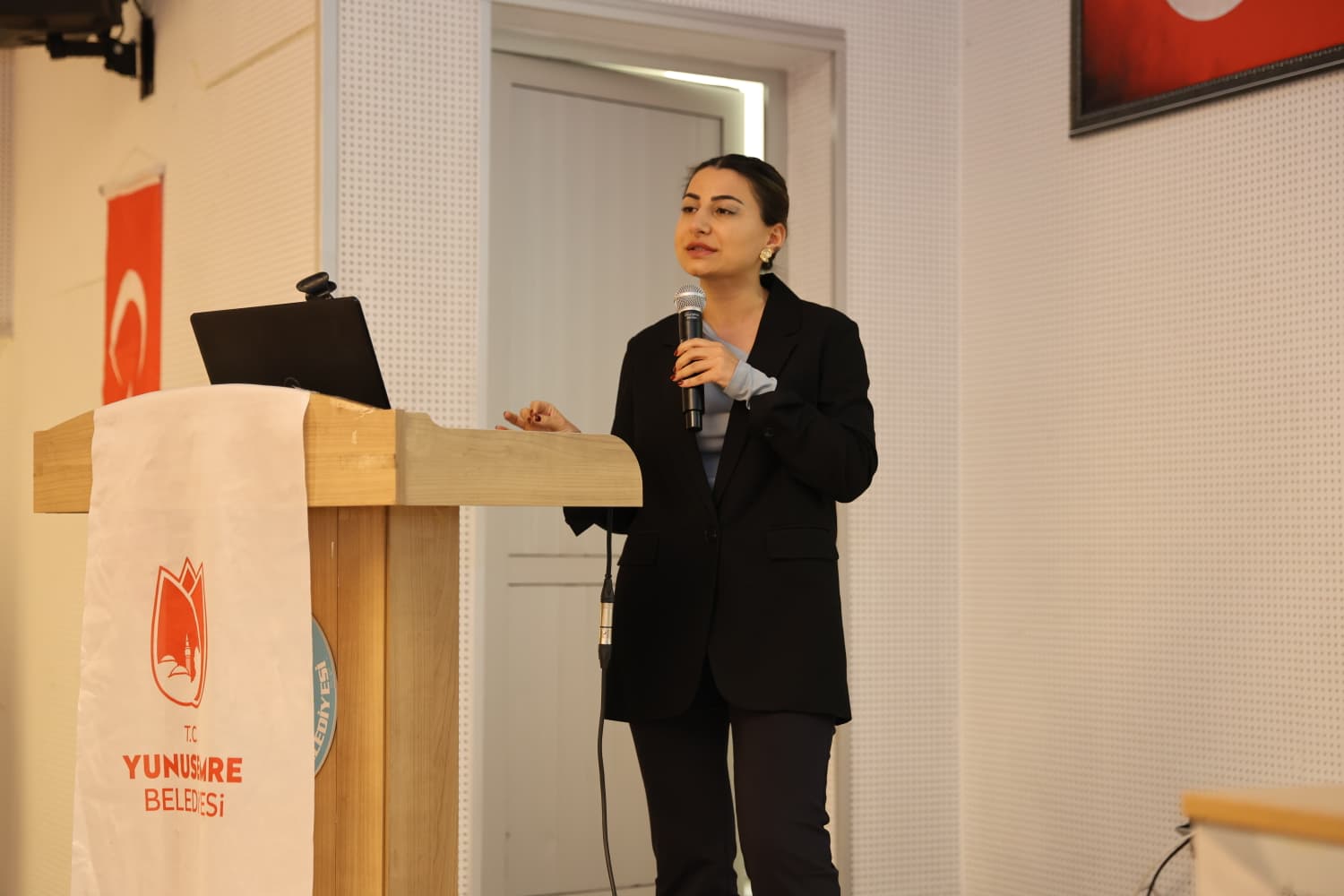 Manisa’da “temiz nefes sağlıklı gelecek” paneli yoğun ilgi gördü