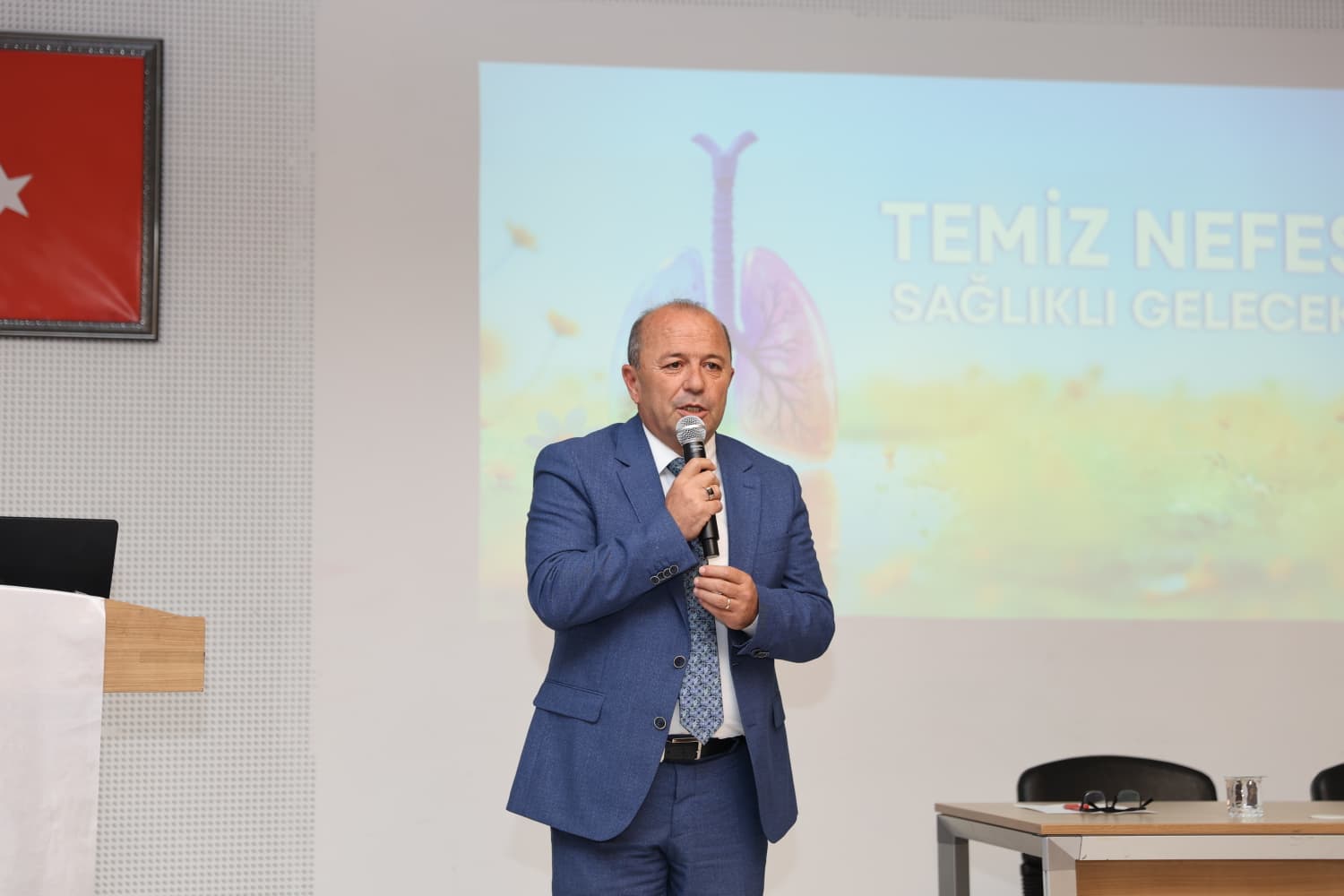 Manisa’da “temiz nefes sağlıklı gelecek” paneli yoğun ilgi gördü