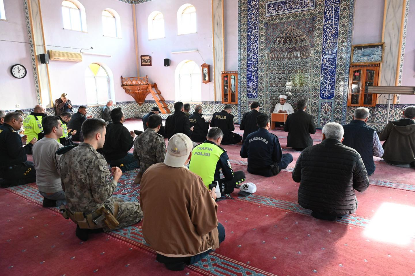 Manisa şehidini unutmadı: Şehit Polis Memuru Ali Barut için lokma hayrı