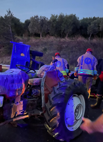 Manisa Akhisar yolunda kaza: 1 ölü, 7 yaralı var!