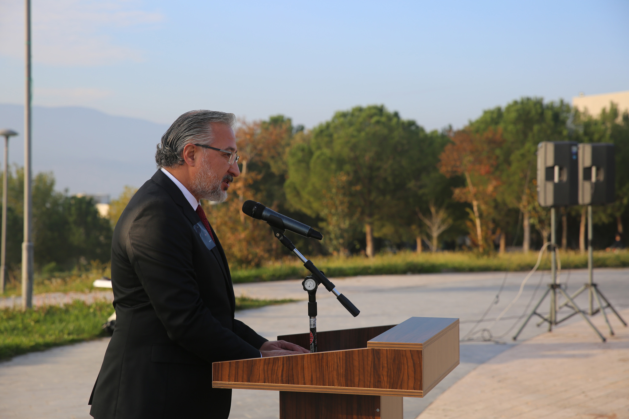 MCBÜ’de Atatürk’e Büyük Vefa: Anma Töreni Doldu Taştı!