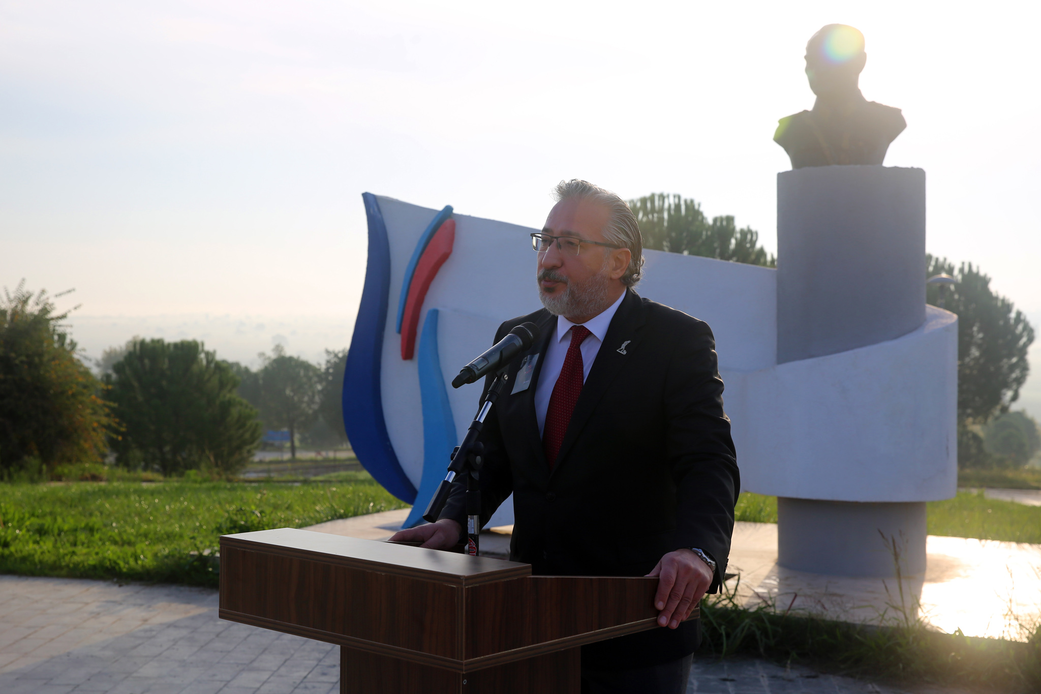 MCBÜ’de Atatürk’e Büyük Vefa: Anma Töreni Doldu Taştı!