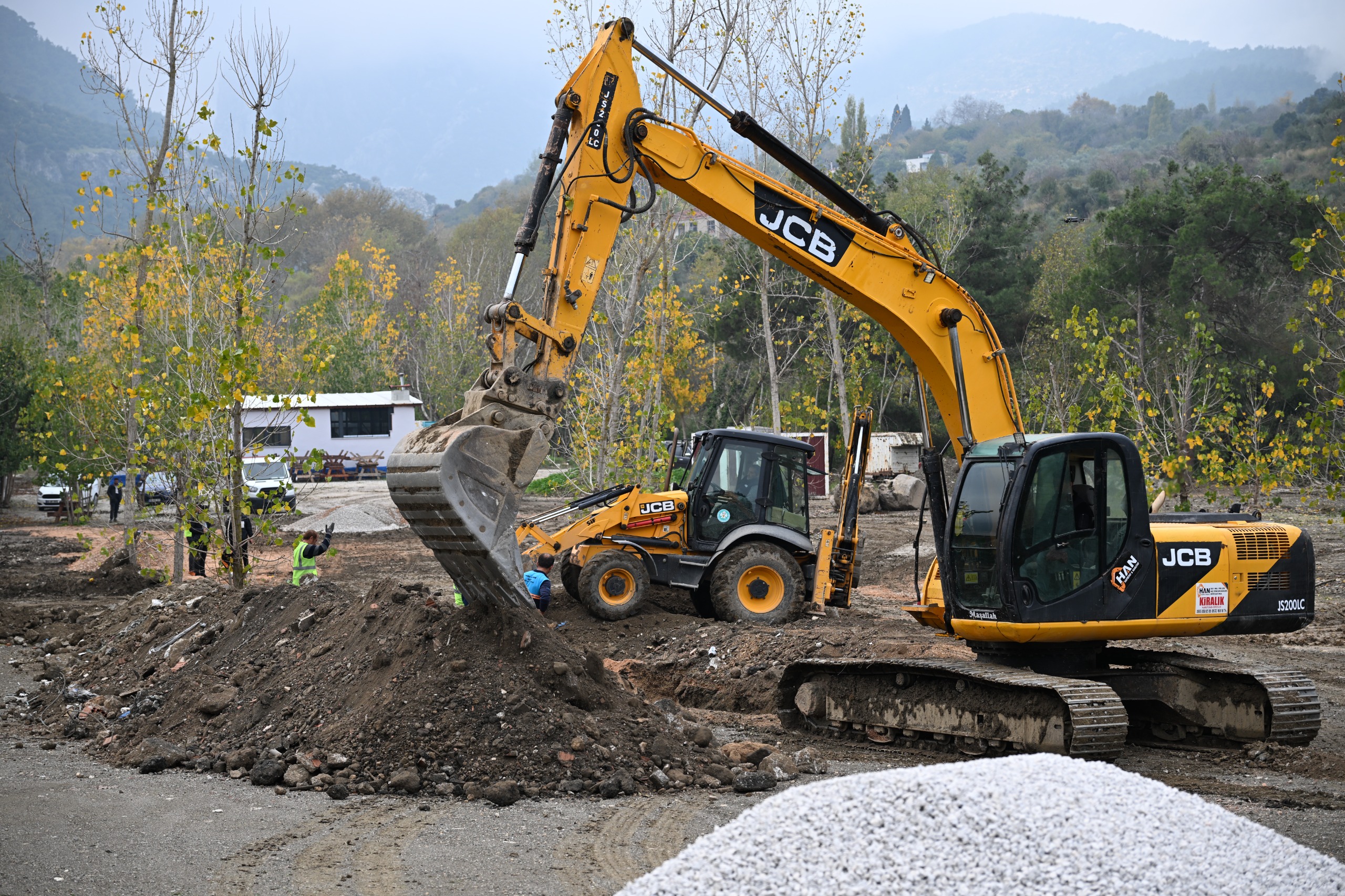 Manisa’da Bir Mahallenin Daha Altyapı Sorunu Çözüldü