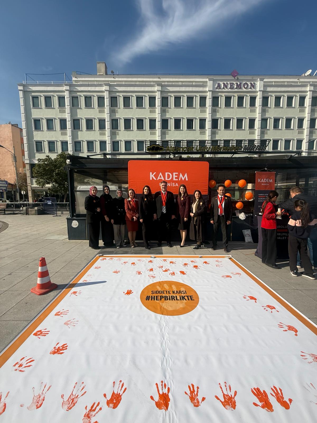 KADEM Manisa’dan “Şiddete Karşı Hep Birlikte” Kampanyası