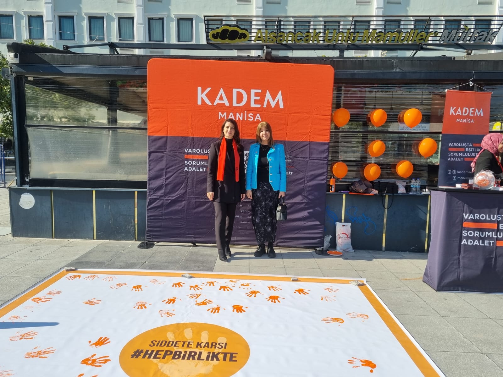 KADEM Manisa’dan “Şiddete Karşı Hep Birlikte” Kampanyası