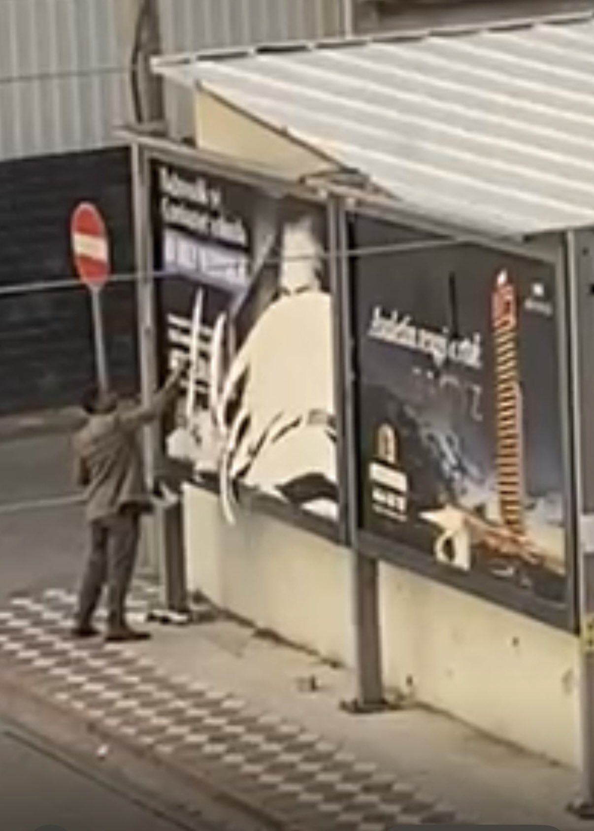 Manisa'da Atatürk'e Saygısızlık Eden Şahıs Gözaltına Alındı