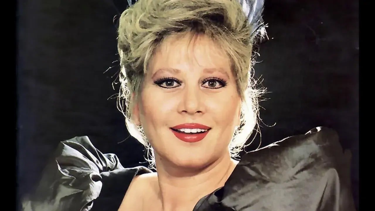 Türk Sanat Müziğinin usta ismi Muazzez Abacı hayatını kaybetti!