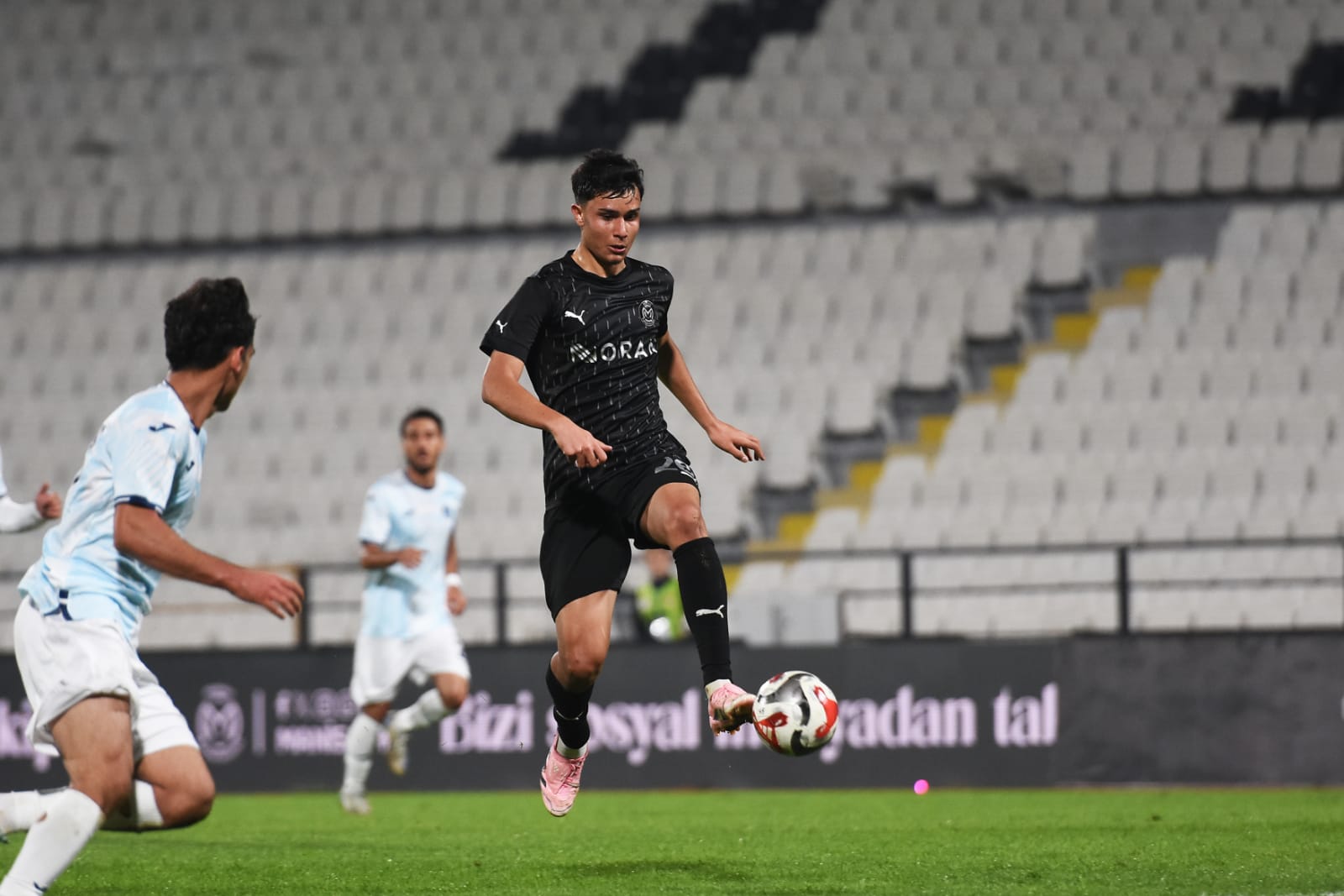 Manisa FK yeni bir zafere imza attı Skor 3-0!