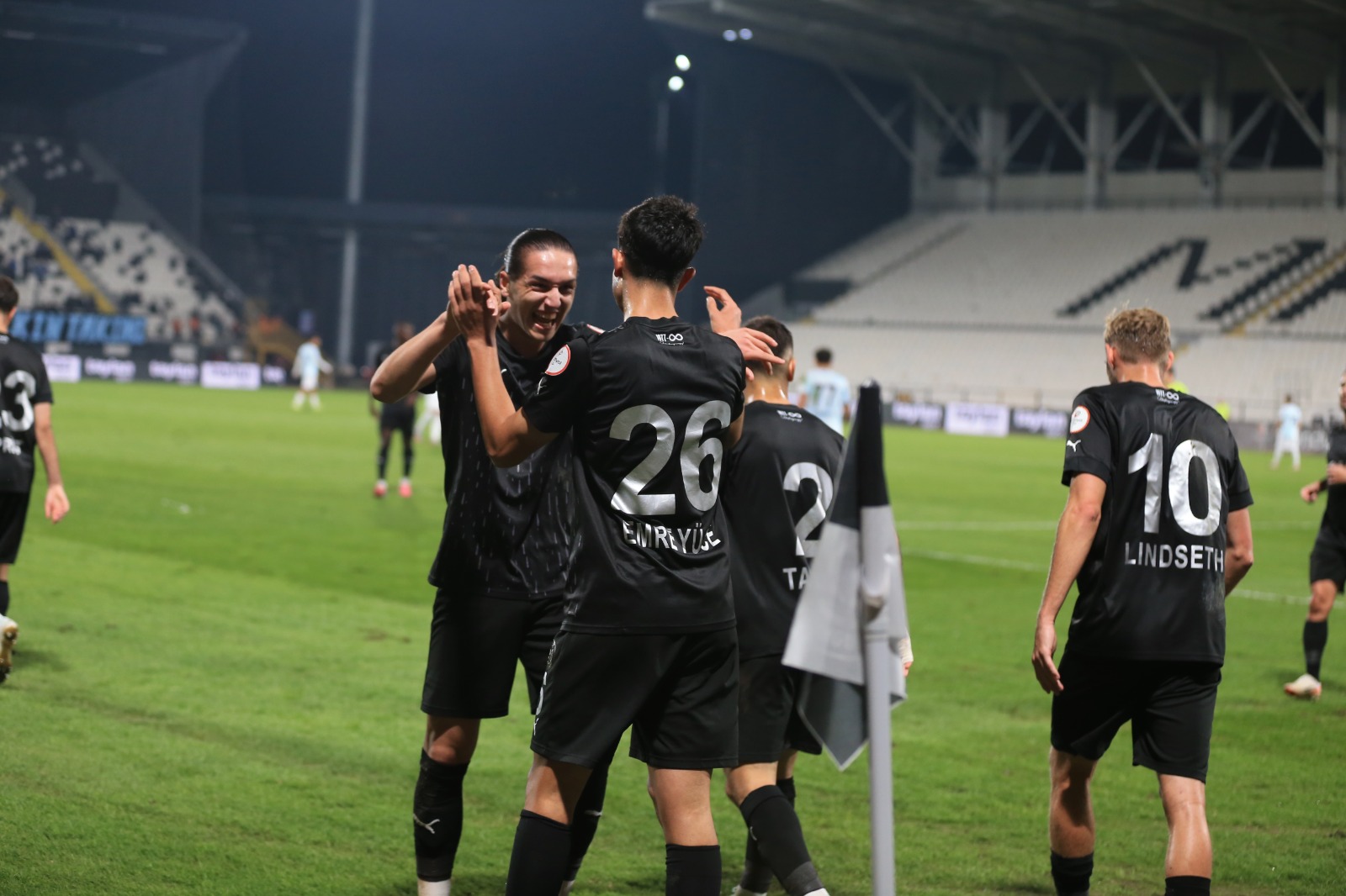Manisa FK yeni bir zafere imza attı Skor 3-0!