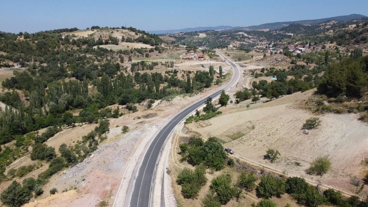 Manisa’da beklenen karayolunun ihalesi yapıldı: 32 firmadan yoğun katılım